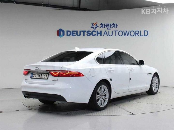 Jaguar XF 2017 — 3