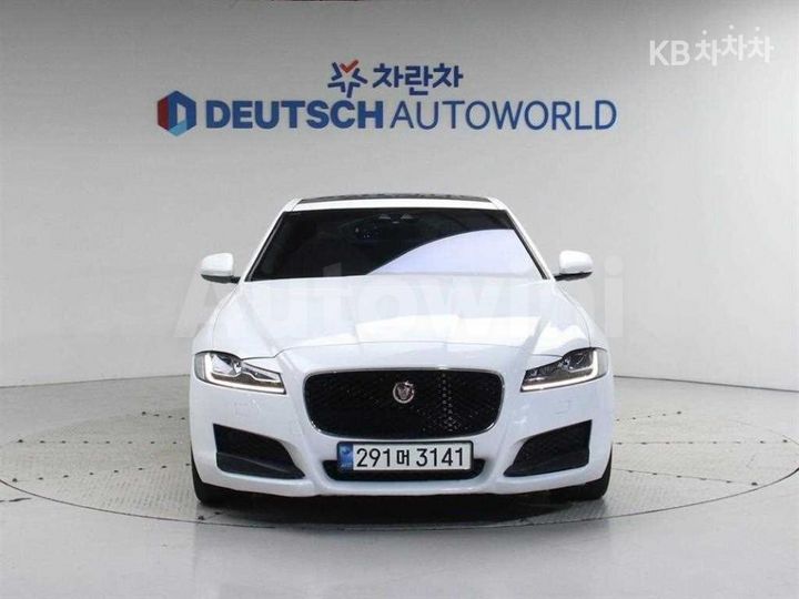 Jaguar XF 2017 — 4