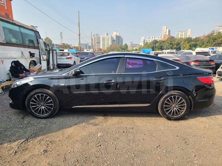 Hyundai Grandeur 2015 — 2