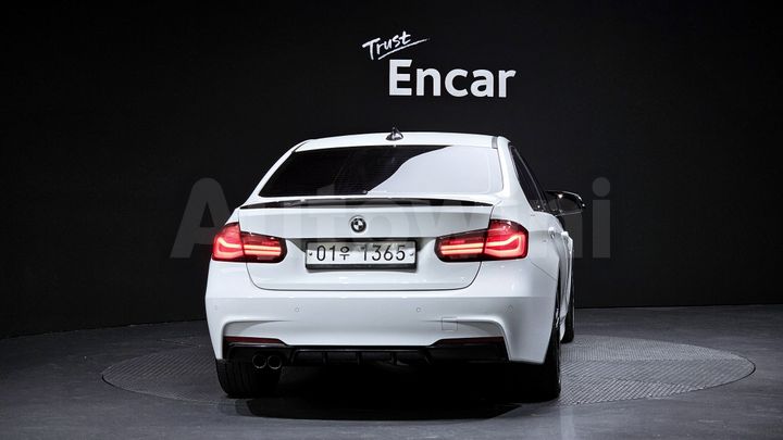 BMW 3 Series 2018 — 4
