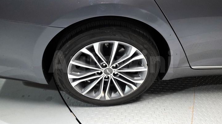 Hyundai Genesis 2016 — 5