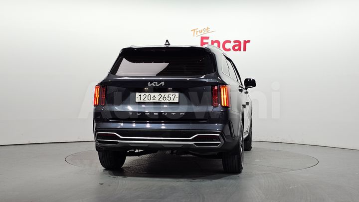 Kia Sorento 2022 — 4