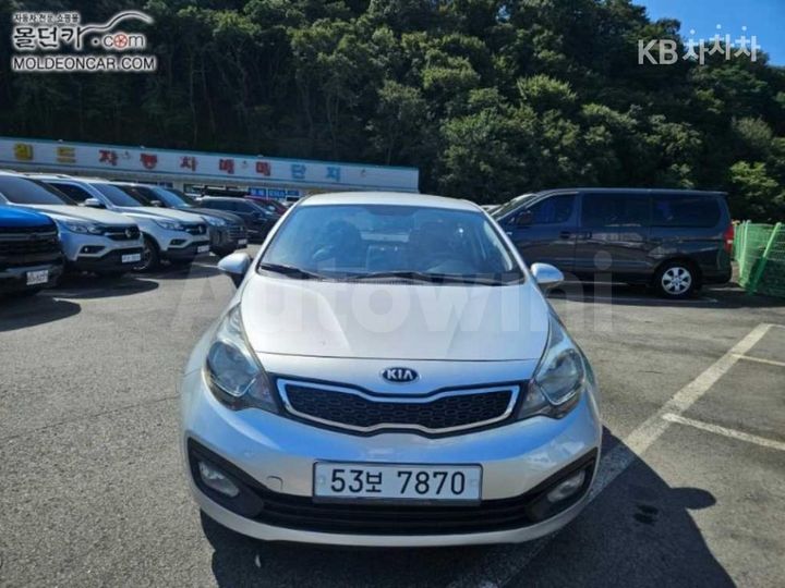 Kia Pride 2013 — 2