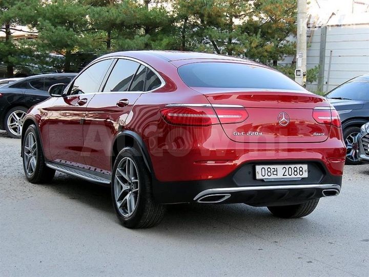 Mercedes Benz GLC Class 2018 — 3