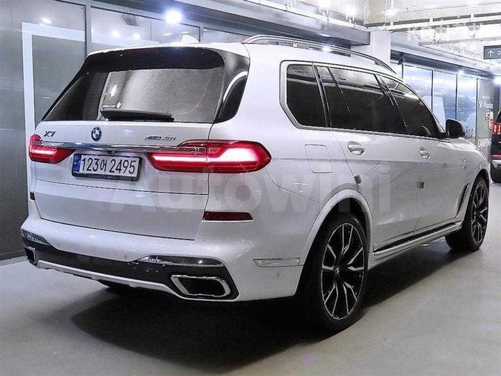 BMW X7 2022 — 4