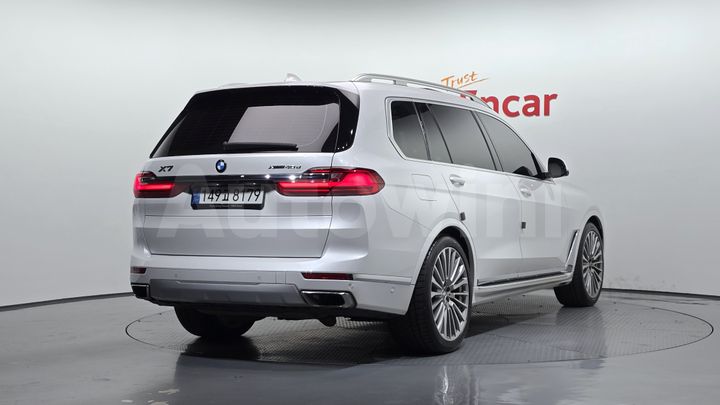 BMW X7 2022 — 2