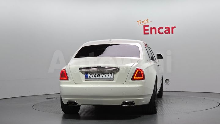Rolls Royce Ghost 2020 — 4