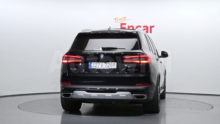 BMW X5 2023 — 4