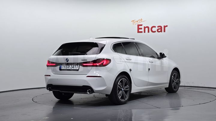 BMW 1 Series 2024 — 2