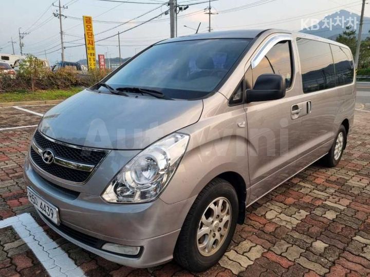 Hyundai Starex 2011 — 3