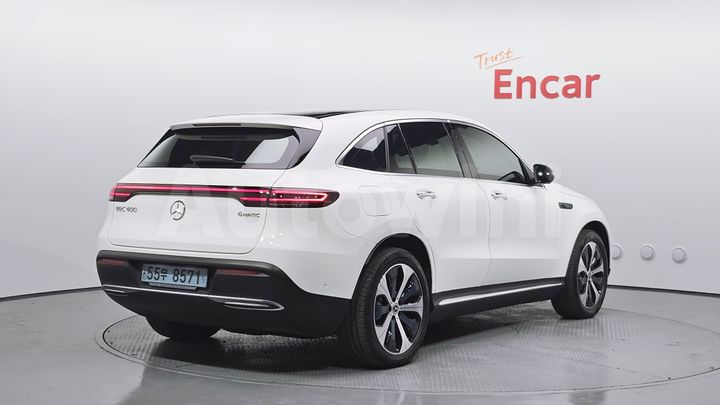 Mercedes Benz EQC 2020 — 2