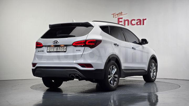Hyundai SantaFe 2018 — 2
