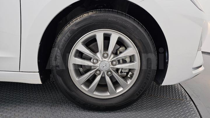 Hyundai Avante 2020 — 5