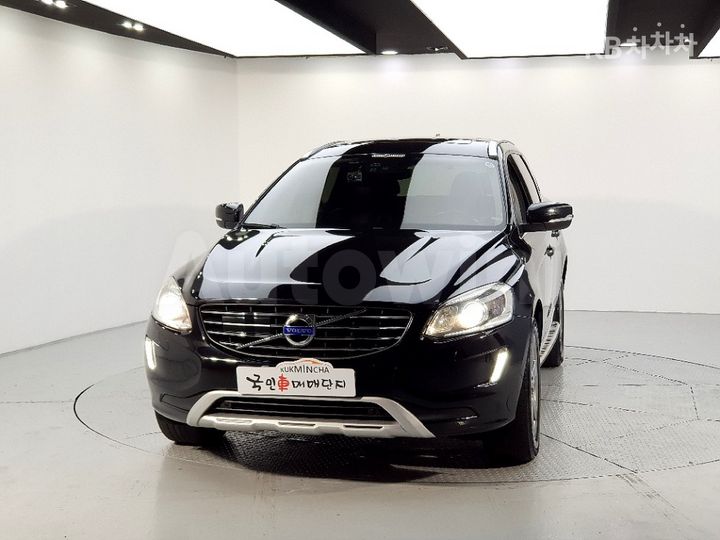 Volvo XC60 2015 — 2