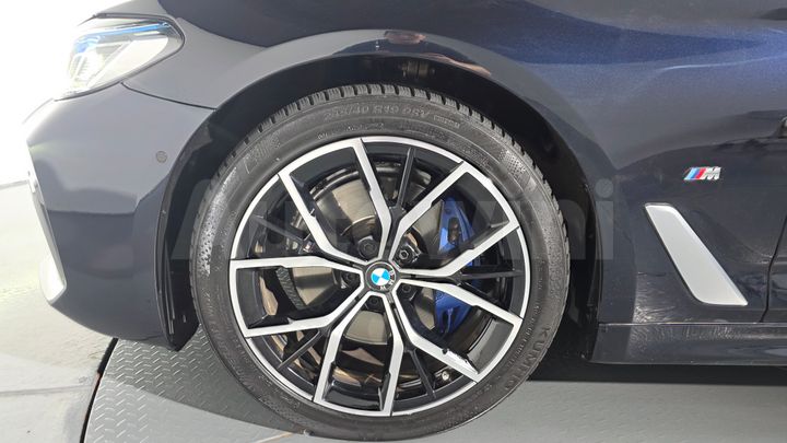 BMW 5 Series 2023 — 4