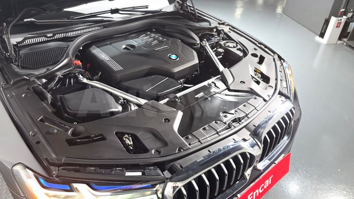 BMW 5 Series 2023 — 5
