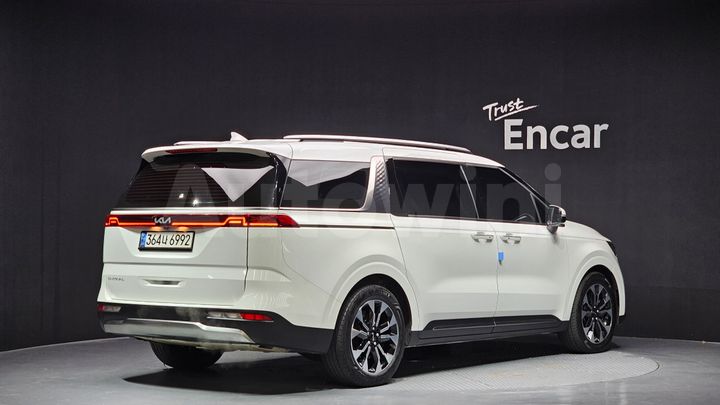 Kia Carnival 2022 — 2