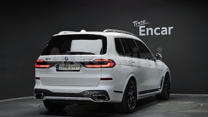 BMW X7 2024 — 2
