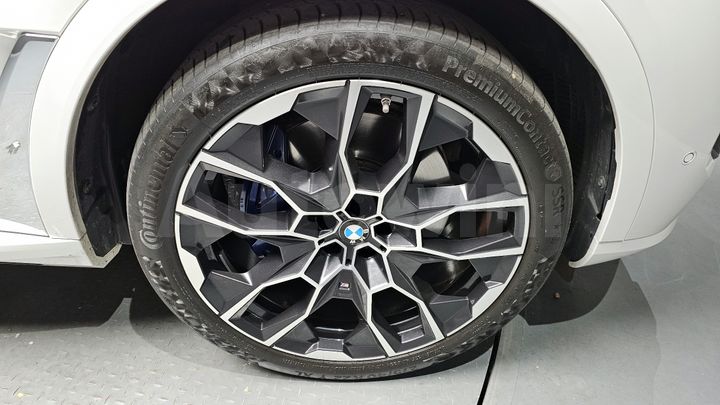 BMW X7 2024 — 5