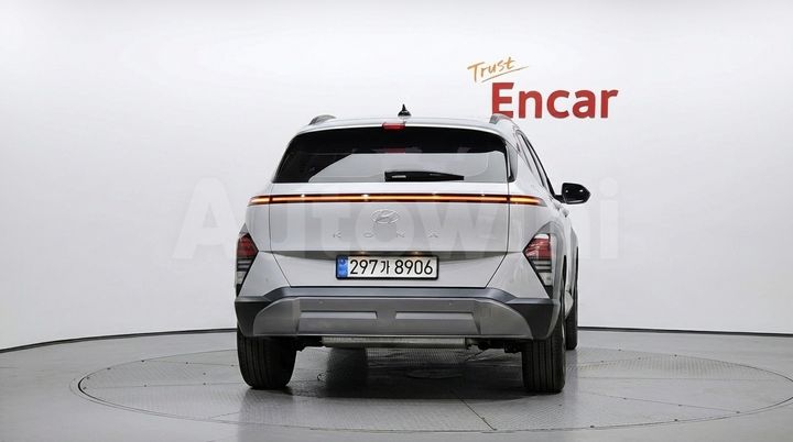 Hyundai Kona 2025 — 4