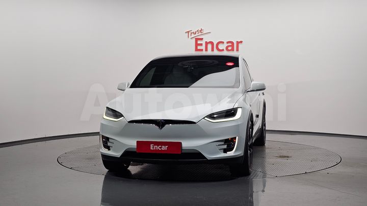 Tesla Model X 2020 — 3