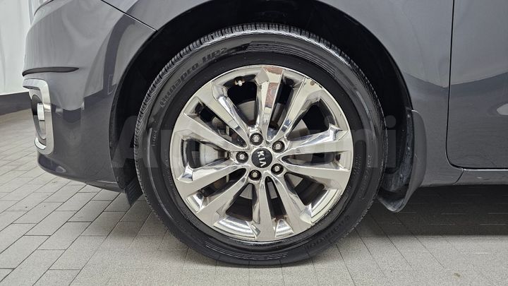 Kia Carnival 2015 — 5