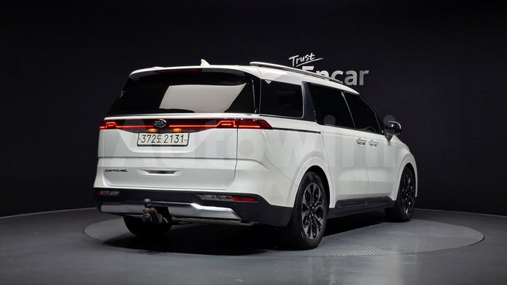Kia Carnival 2021 — 2