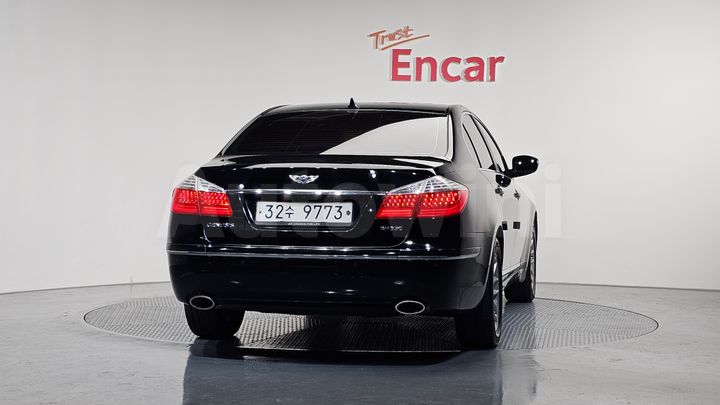 Hyundai Genesis 2011 — 4