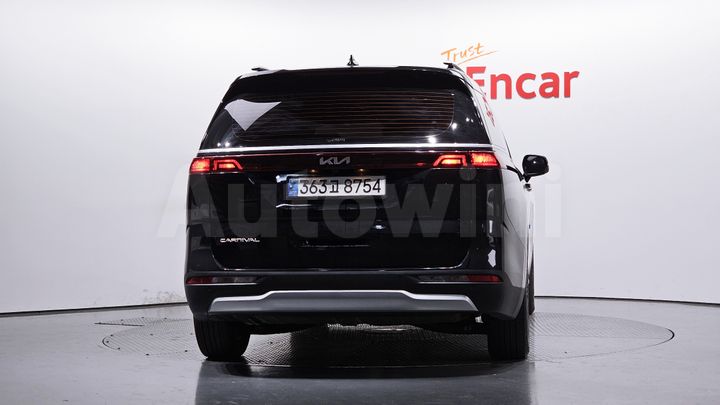 Kia Carnival 2022 — 4