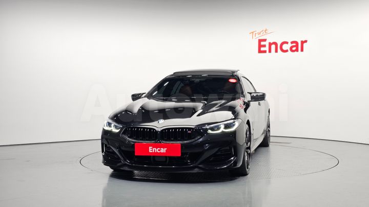 BMW 8 Series 2023 — 3