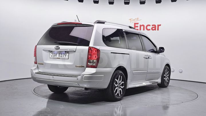 Kia Carnival 2014 — 2