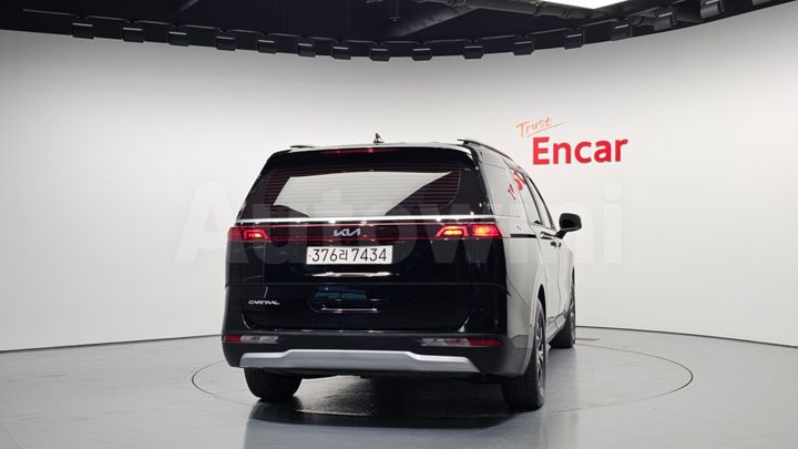 Kia Carnival 2023 — 4