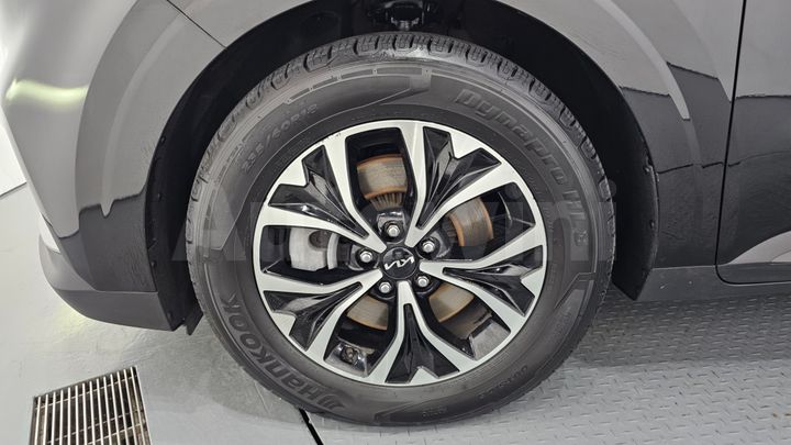 Kia Carnival 2023 — 5