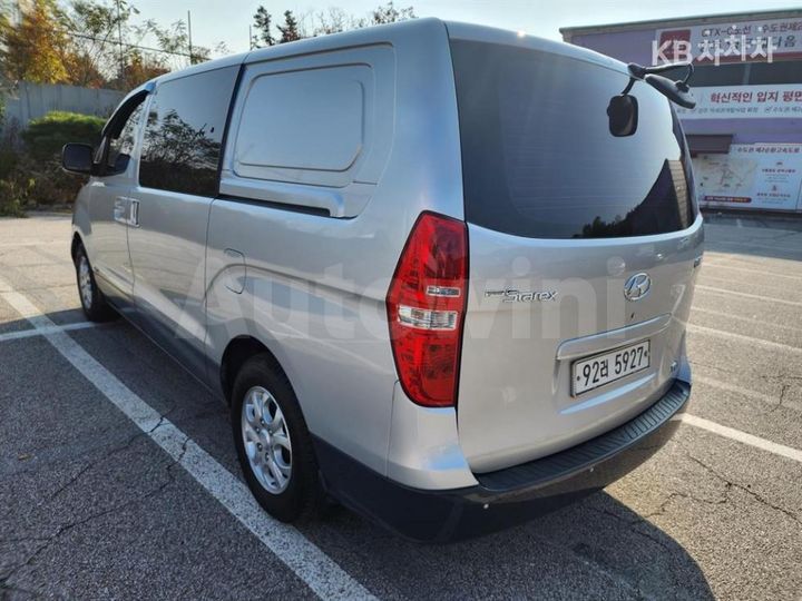 Hyundai Starex 2008 — 4