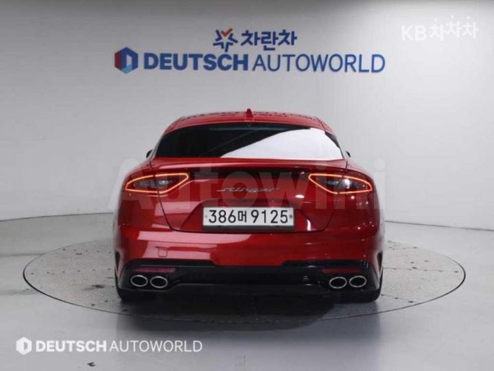 Kia Stinger 2019 — 4