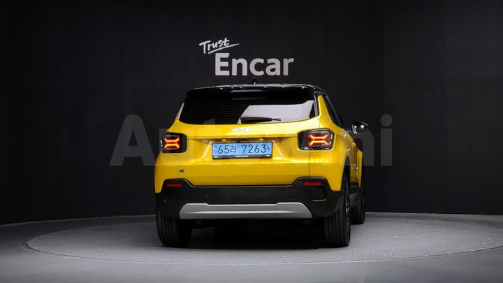 Jeep Avenger 2024 — 4
