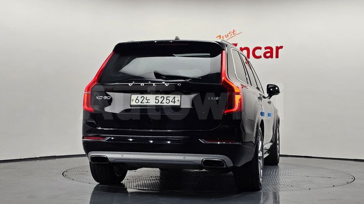 Volvo XC90 2017 — 4