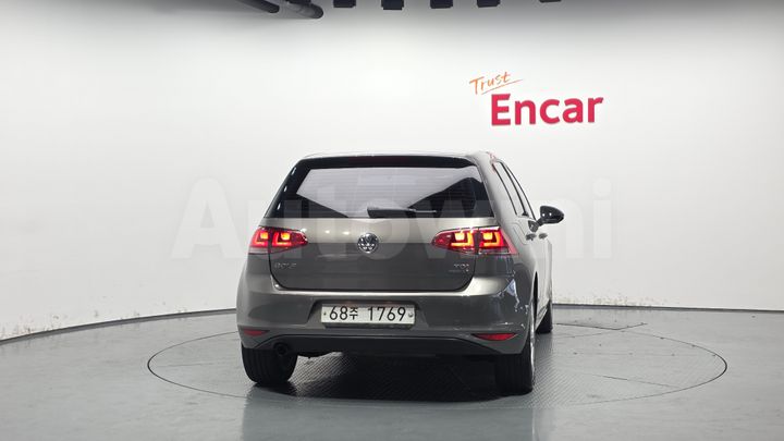 Volkswagen Golf 2013 — 4
