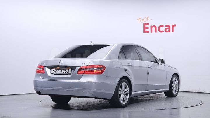 Mercedes Benz E Class 2011 — 2