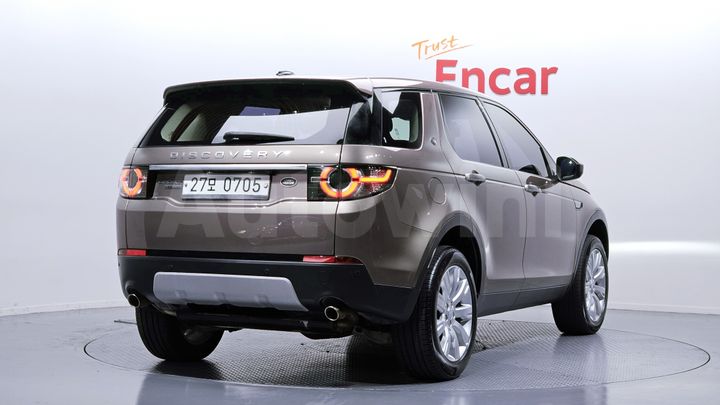 Land Rover Discovery Sport 2016 — 2