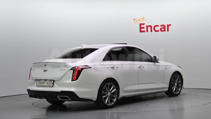 Cadillac CT4