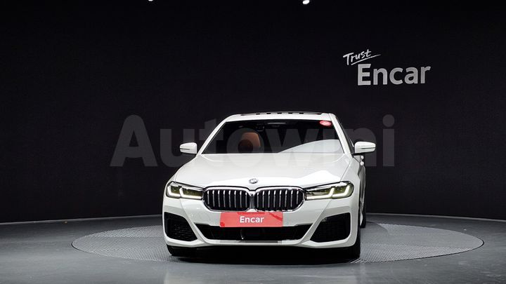 BMW 5 Series 2022 — 3