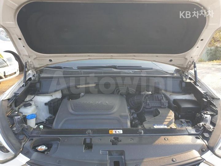 Hyundai SantaFe 2015 — 5