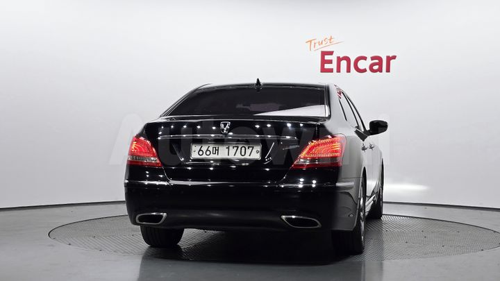 Hyundai Equus 2010 — 4