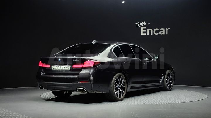 BMW 5 Series 2022 — 2