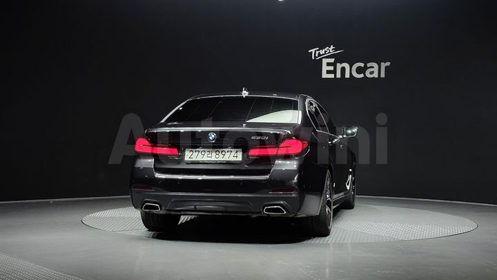 BMW 5 Series 2022 — 4