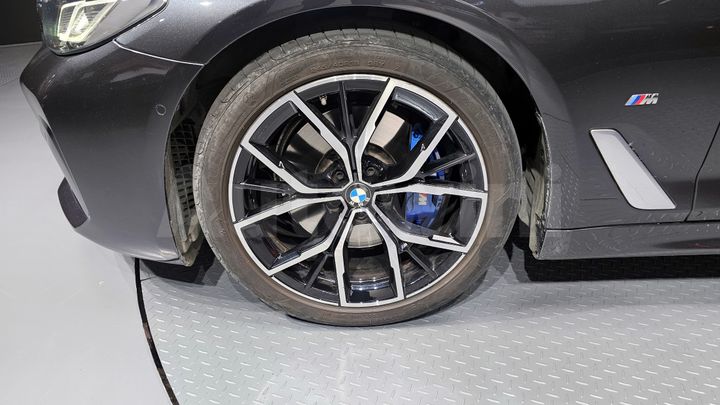 BMW 5 Series 2022 — 5