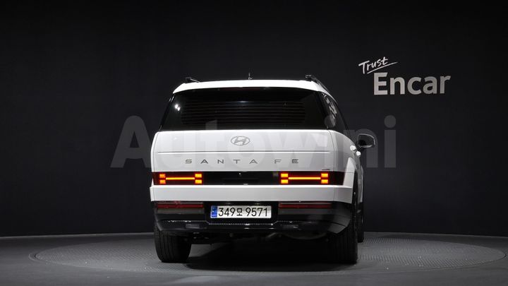 Hyundai SantaFe 2024 — 5