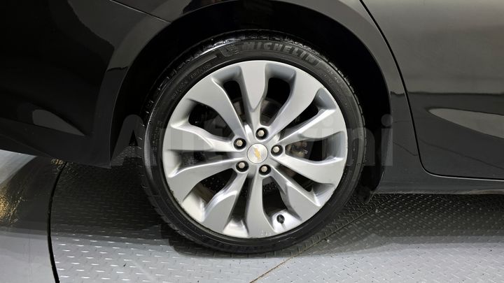 Chevrolet Malibu 2018 — 5