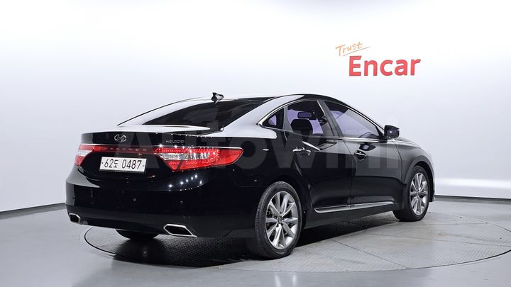 Hyundai Grandeur 2017 — 2